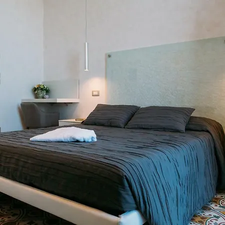 Belvedere 住宿加早餐酒店 瓦斯托