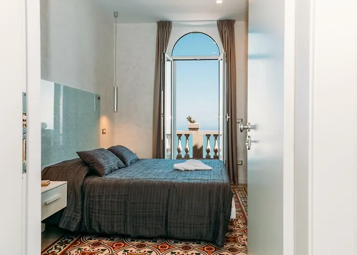 Frühstückspension Belvedere 4*