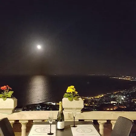 فندق مبيت وإفطار Belvedere 4*